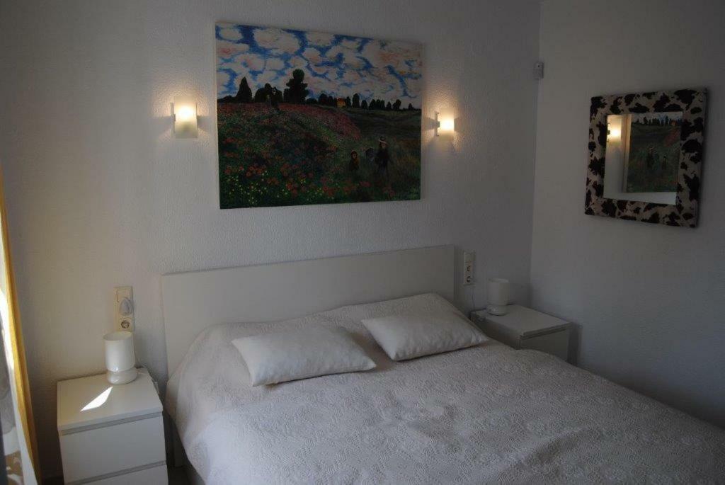 Villa Bozena Denia Bagian luar foto